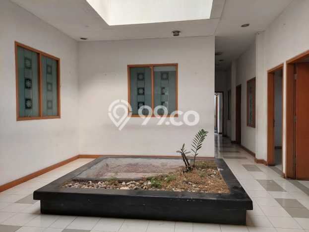 Komersial Kawasan Riau, Luas 950m², Pusat Bisnis, Siap Operasi Komersial Kawasan Riau, Luas 950m², Pusat Bisnis, Siap Operasi