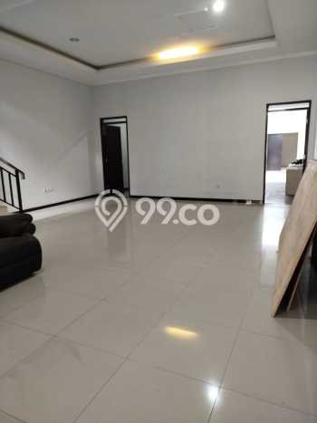 Rumah Mewah LB 120m2 Siap Huni Desain Elegan di Mekar Wangi, Bandung Rumah Mewah LB 120m2 Siap Huni Desain Elegan di Mekar Wangi, Bandung