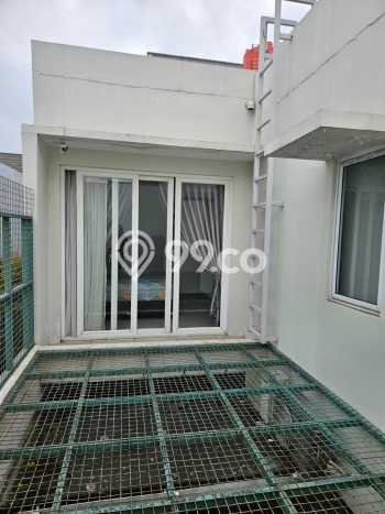Rumah Elit Modern Tanpa Renovasi di Summarecon Bandung Bandung Rumah Elit Modern Tanpa Renovasi di Summarecon Bandung Bandung