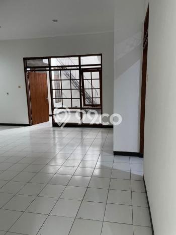 Jarang Ada! Rumah Kontrakan 3 Kamar Nyaman Siap Huni Taman Kopo Indah Jarang Ada! Rumah Kontrakan 3 Kamar Nyaman Siap Huni Taman Kopo Indah