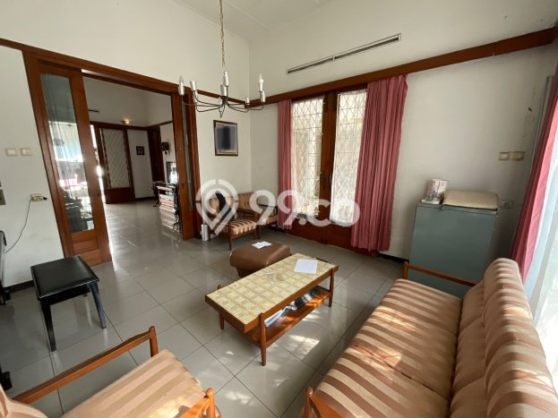 BEST CHOICE! Rumah area Gatot Subroto, LT 467m2m² Bangunan 240m2m² BEST CHOICE! Rumah area Gatot Subroto, LT 467m2m² Bangunan 240m2m²