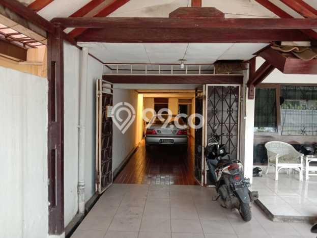 Rumah Elit LB 400m2 Siap Pakai Desain Elegan di Buah Batu, Bandung Rumah Elit LB 400m2 Siap Pakai Desain Elegan di Buah Batu, Bandung
