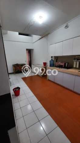 Rumah Mewah LB 150m2 Siap Huni Desain Elegan di Setra Duta, Bandung Rumah Mewah LB 150m2 Siap Huni Desain Elegan di Setra Duta, Bandung
