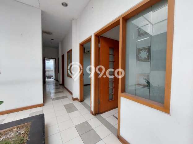Komersial Kawasan Riau, Luas 950m², Pusat Bisnis, Siap Operasi Komersial Kawasan Riau, Luas 950m², Pusat Bisnis, Siap Operasi