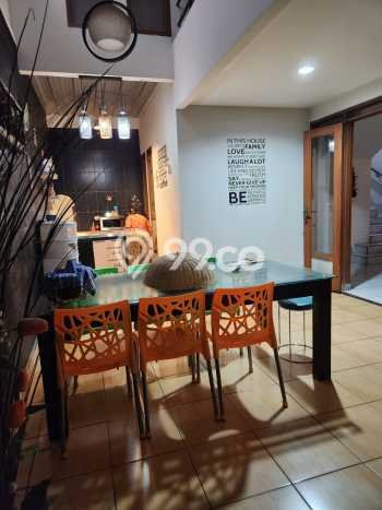 HARGA SPESIAL! Rumah di Taman Kopo Indah, Bandung, LT 170m2m² Bangunan 300m2m² BISA KPR! HARGA SPESIAL! Rumah di Taman Kopo Indah, Bandung, LT 170m2m² Bangunan 300m2m² BISA KPR!