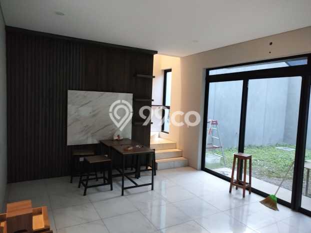 Rumah Elit Modern Tanpa Renovasi di Kota Baru Parahyangan Bandung Rumah Elit Modern Tanpa Renovasi di Kota Baru Parahyangan Bandung