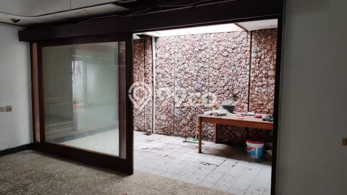 Rumah Disewakan Bandung LT 330m2 LB 200m2 Kawasan Turangga Rumah Disewakan Bandung LT 330m2 LB 200m2 Kawasan Turangga