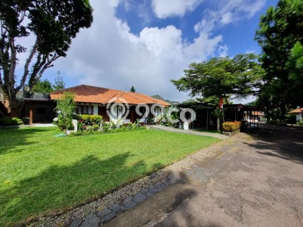 Vila Berkembang di Lembang, Dimensi 5070m2m², Area Nyaman untuk Anda Vila Berkembang di Lembang, Dimensi 5070m2m², Area Nyaman untuk Anda