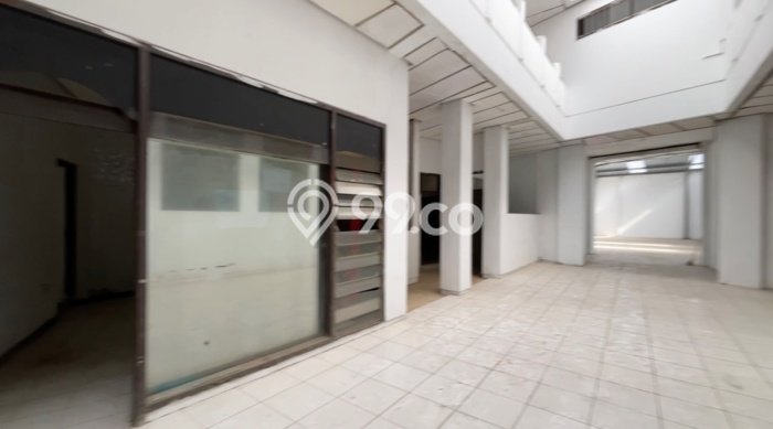 Unit Ruko Dijual di Bandung LT 626m2 & LB 1000m2 Unit Ruko Dijual di Bandung LT 626m2 & LB 1000m2
