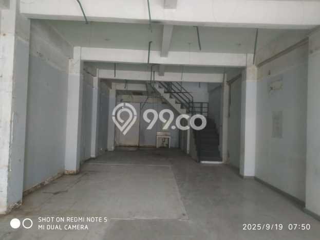 Ruko Dijual di Tanjung Priok Jakarta Utara dengan Luas Bangunan 240m2 Ruko Dijual di Tanjung Priok Jakarta Utara dengan Luas Bangunan 240m2
