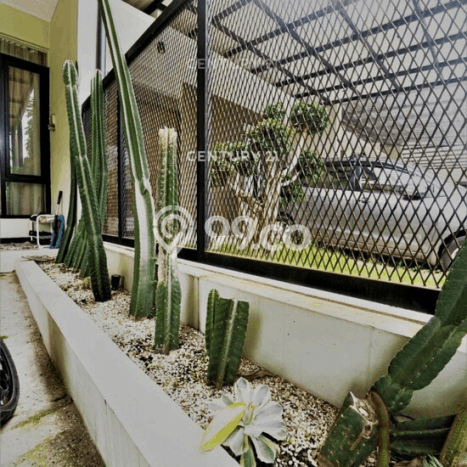 Rumah Luas Asri 3 KT Siap Huni di Taman Kopo Indah Bandung Rumah Luas Asri 3 KT Siap Huni di Taman Kopo Indah Bandung
