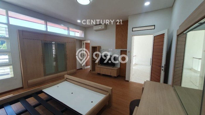 Siap Huni Rumah Mewah 3 Kamar di Batununggal Dekat ke Mana Saja Siap Huni Rumah Mewah 3 Kamar di Batununggal Dekat ke Mana Saja