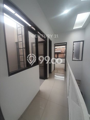 Rumah Modern 3 KT LT 72m2 di Taman Kopo Indah Rumah Modern 3 KT LT 72m2 di Taman Kopo Indah
