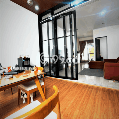 Rumah Luas Asri 3 KT Siap Huni di Taman Kopo Indah Bandung Rumah Luas Asri 3 KT Siap Huni di Taman Kopo Indah Bandung
