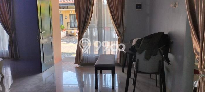 Rumah Terawat LT 150m2m² / LB 200m2m² di Kawasan Bisnis Ngaliyan, Semarang Rumah Terawat LT 150m2m² / LB 200m2m² di Kawasan Bisnis Ngaliyan, Semarang