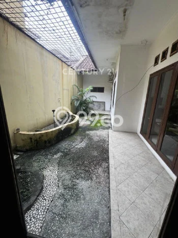 Sewa Rumah Murah di Tawangmas Semarang dengan 5 Kamar Tidur Sewa Rumah Murah di Tawangmas Semarang dengan 5 Kamar Tidur