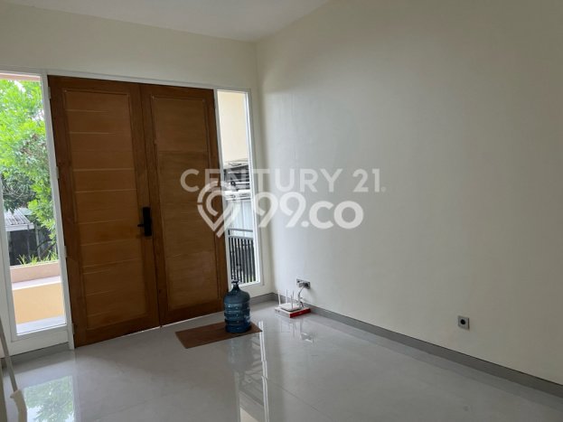 Ready to Use! Premium House LT 294m2 Desain Elegan di Jangli Ready to Use! Premium House LT 294m2 Desain Elegan di Jangli
