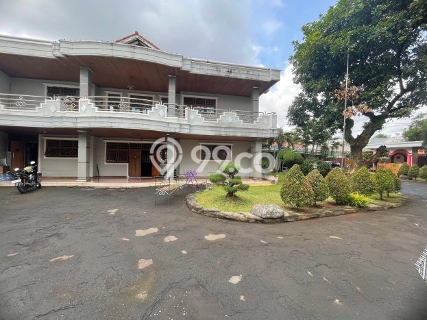 Rumah Luxury Modern Tanpa Renovasi di Sektor 7-Bintaro Tangerang Selatan Rumah Luxury Modern Tanpa Renovasi di Sektor 7-Bintaro Tangerang Selatan