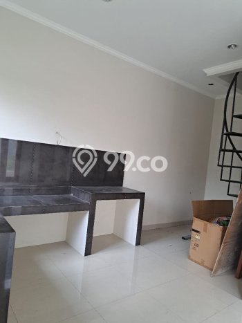 Siap Huni Hunian Elit 4 Kamar di Jagakarsa Dekat ke Mana Pun Siap Huni Hunian Elit 4 Kamar di Jagakarsa Dekat ke Mana Pun