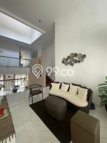 Rumah Elit Modern Tanpa Renovasi di BSD The Icon Tangerang Rumah Elit Modern Tanpa Renovasi di BSD The Icon Tangerang