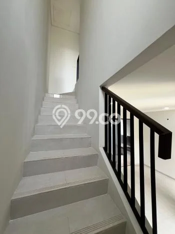 Jual Rumah Eksklusif 2 KT di Sektor 7-Bintaro, Tangerang Selatan Jual Rumah Eksklusif 2 KT di Sektor 7-Bintaro, Tangerang Selatan