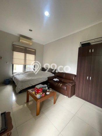 Rumah Mewah LB 240m2 Siap Pakai Desain Elegan di BSD, Tangerang Rumah Mewah LB 240m2 Siap Pakai Desain Elegan di BSD, Tangerang