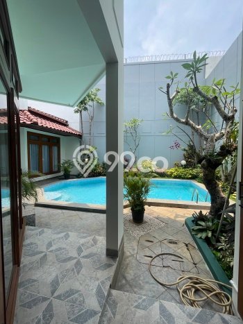 Sewa Rumah Strategis LT 475m2 / LB 380m2 di Pondok Indah, Jakarta Selatan Sewa Rumah Strategis LT 475m2 / LB 380m2 di Pondok Indah, Jakarta Selatan