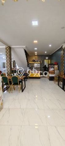 Unit Ruko Dijual di Ciputat Tangerang Selatan Luas Tanah 182m2, Luas Bangunan 250m2 Unit Ruko Dijual di Ciputat Tangerang Selatan Luas Tanah 182m2, Luas Bangunan 250m2
