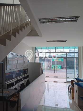 Ruko Bagus Dijual LB 95m2 Lokasi Strategis Tangerang Selatan Area Cocok untuk Bisnis Ruko Bagus Dijual LB 95m2 Lokasi Strategis Tangerang Selatan Area Cocok untuk Bisnis