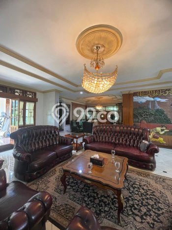 Rumah Luxury Modern Tanpa Renovasi di Sektor 7-Bintaro Tangerang Selatan Rumah Luxury Modern Tanpa Renovasi di Sektor 7-Bintaro Tangerang Selatan