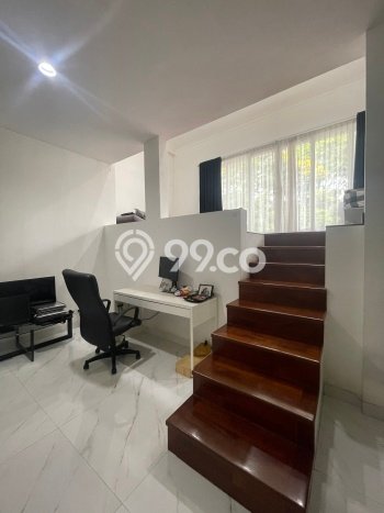 Rumah Elit Modern Tanpa Renovasi di BSD The Icon Tangerang Rumah Elit Modern Tanpa Renovasi di BSD The Icon Tangerang