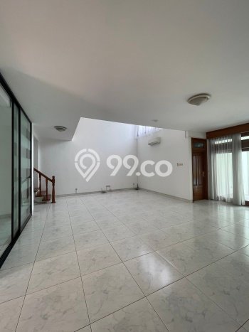 Sewa Rumah Strategis LT 475m2 / LB 380m2 di Pondok Indah, Jakarta Selatan Sewa Rumah Strategis LT 475m2 / LB 380m2 di Pondok Indah, Jakarta Selatan