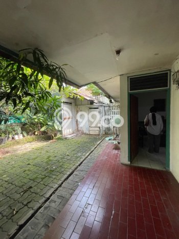 Rumah Luxury Modern Tanpa Renovasi di Kemandoran Jakarta Selatan Rumah Luxury Modern Tanpa Renovasi di Kemandoran Jakarta Selatan