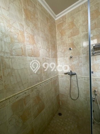 Hunian Modern Untuk Disewakan di Pondok Indah Jakarta Selatan 4 KT & 4 KM Hunian Modern Untuk Disewakan di Pondok Indah Jakarta Selatan 4 KT & 4 KM
