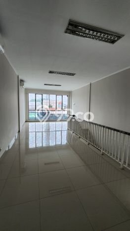 Ruko Dijual di Prime Area Tangerang Selatan Luas 95m2 Ruko Dijual di Prime Area Tangerang Selatan Luas 95m2
