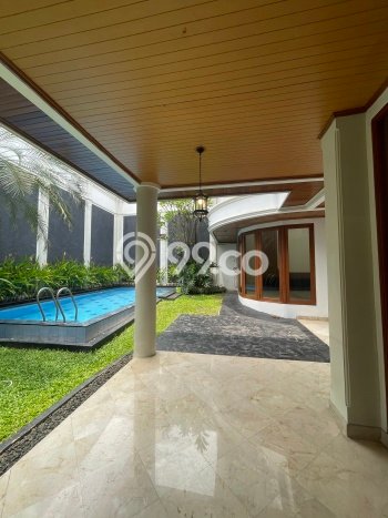 Hunian Modern Untuk Disewakan di Pondok Indah Jakarta Selatan 4 KT & 4 KM Hunian Modern Untuk Disewakan di Pondok Indah Jakarta Selatan 4 KT & 4 KM