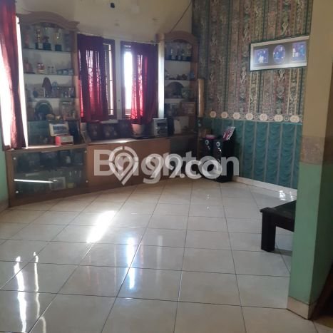 Area Ramai! Ruko Dijual di Karawang Barat untuk Bisnis Luas Bangunan 208m2 Area Ramai! Ruko Dijual di Karawang Barat untuk Bisnis Luas Bangunan 208m2