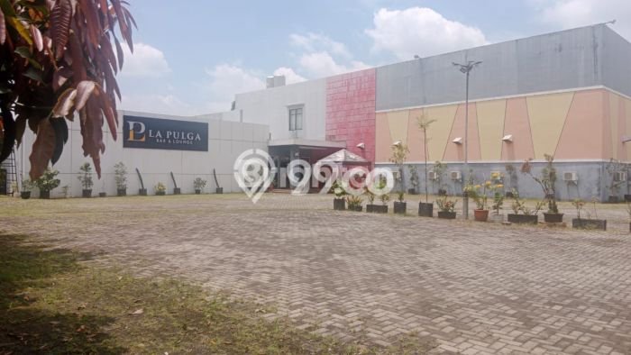 Area Ramai! Ruko Dijual di Klari untuk Bisnis Luas Bangunan 6000m2 Area Ramai! Ruko Dijual di Klari untuk Bisnis Luas Bangunan 6000m2