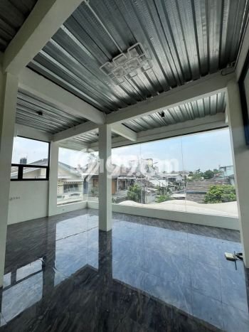 Dijual Rumah Luas Elegan Dengan View Cantik di Kopo, Bandung Dijual Rumah Luas Elegan Dengan View Cantik di Kopo, Bandung