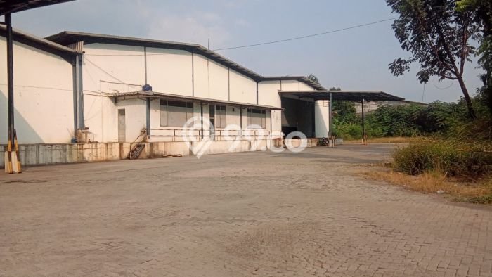 Gudang Dijual di Gunung Putri Bogor dengan Luas Bangunan 8800m2 Gudang Dijual di Gunung Putri Bogor dengan Luas Bangunan 8800m2