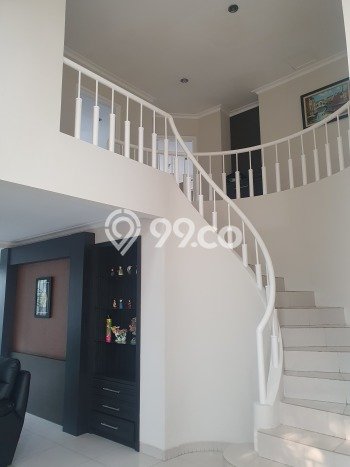 Rumah Bagus Siap Pakai Di Lippo Cikarang Luas 450m2 Lokasi Strategis Rumah Bagus Siap Pakai Di Lippo Cikarang Luas 450m2 Lokasi Strategis