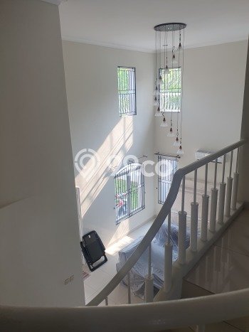 Rumah Bagus Siap Pakai Di Lippo Cikarang Luas 450m2 Lokasi Strategis Rumah Bagus Siap Pakai Di Lippo Cikarang Luas 450m2 Lokasi Strategis