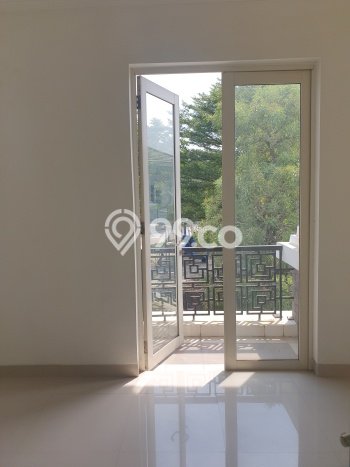 Jual Rumah Strategis Bagus Punya 4 KT di Lippo Cikarang Cikarang SHM Jual Rumah Strategis Bagus Punya 4 KT di Lippo Cikarang Cikarang SHM