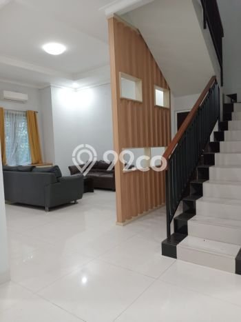 Disewakan Cepat Rumah Kondisi Bagus di Area Lippo Cikarang, Cikarang Disewakan Cepat Rumah Kondisi Bagus di Area Lippo Cikarang, Cikarang