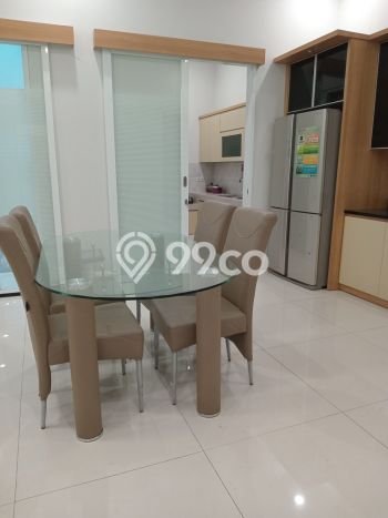 Disewakan Cepat Rumah Kondisi Bagus di Area Lippo Cikarang, Cikarang Disewakan Cepat Rumah Kondisi Bagus di Area Lippo Cikarang, Cikarang
