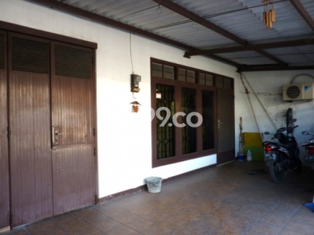 SEGERA MILIKI! Rumah di Semarang Timur, Semarang, LT 153m2m² LB 153m2m² SEGERA MILIKI! Rumah di Semarang Timur, Semarang, LT 153m2m² LB 153m2m²