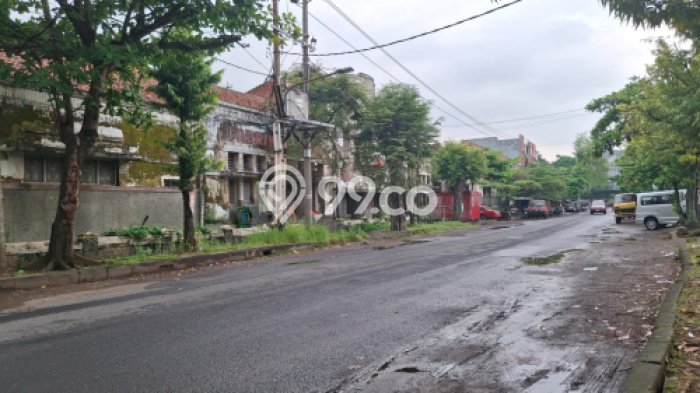 AREA PREMIUM! Gudang di Semarang Tengah, Luas 5233m2m², Kawasan Bisnis AREA PREMIUM! Gudang di Semarang Tengah, Luas 5233m2m², Kawasan Bisnis