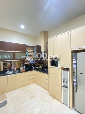 Jarang Ada! Rumah Sewa 6 Kamar Nyaman Siap Huni Pantai Indah Kapuk Jarang Ada! Rumah Sewa 6 Kamar Nyaman Siap Huni Pantai Indah Kapuk
