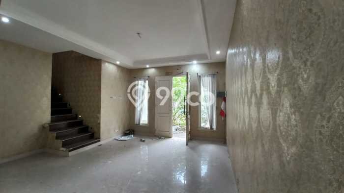Jual Rumah Luas Megah Dengan View Cantik di Bintaro, Tangerang Selatan Jual Rumah Luas Megah Dengan View Cantik di Bintaro, Tangerang Selatan