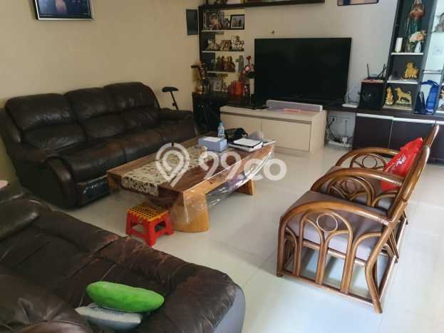 For Sale! Luxury House LT 180m2 Desain Elegan di Pantai Indah Kapuk For Sale! Luxury House LT 180m2 Desain Elegan di Pantai Indah Kapuk